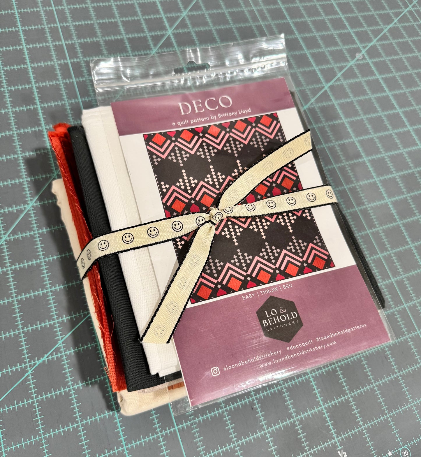 Multi Color Deco Throw Quilt Kit
